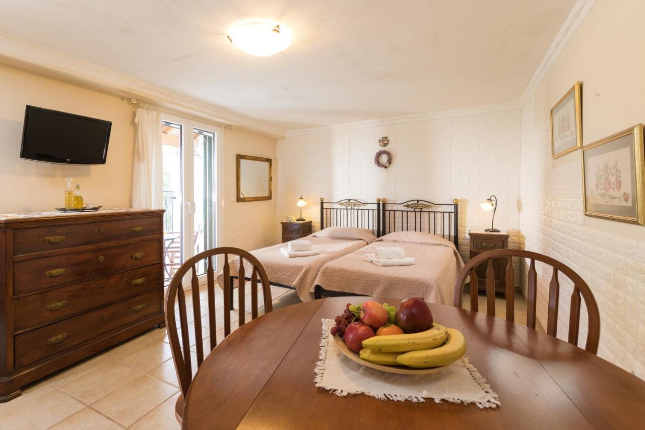 Agallis Corfu Case de vacanță Sokrákion