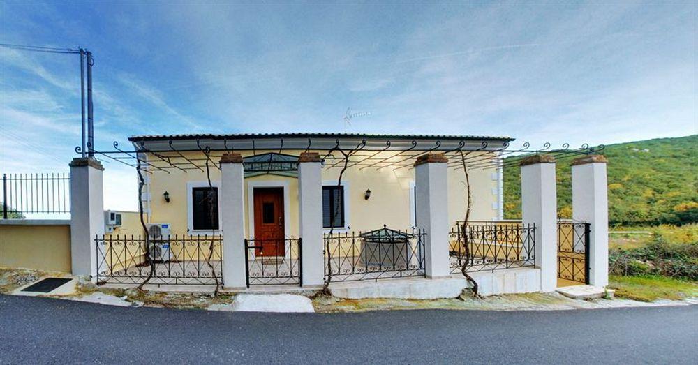 Agallis Corfu *